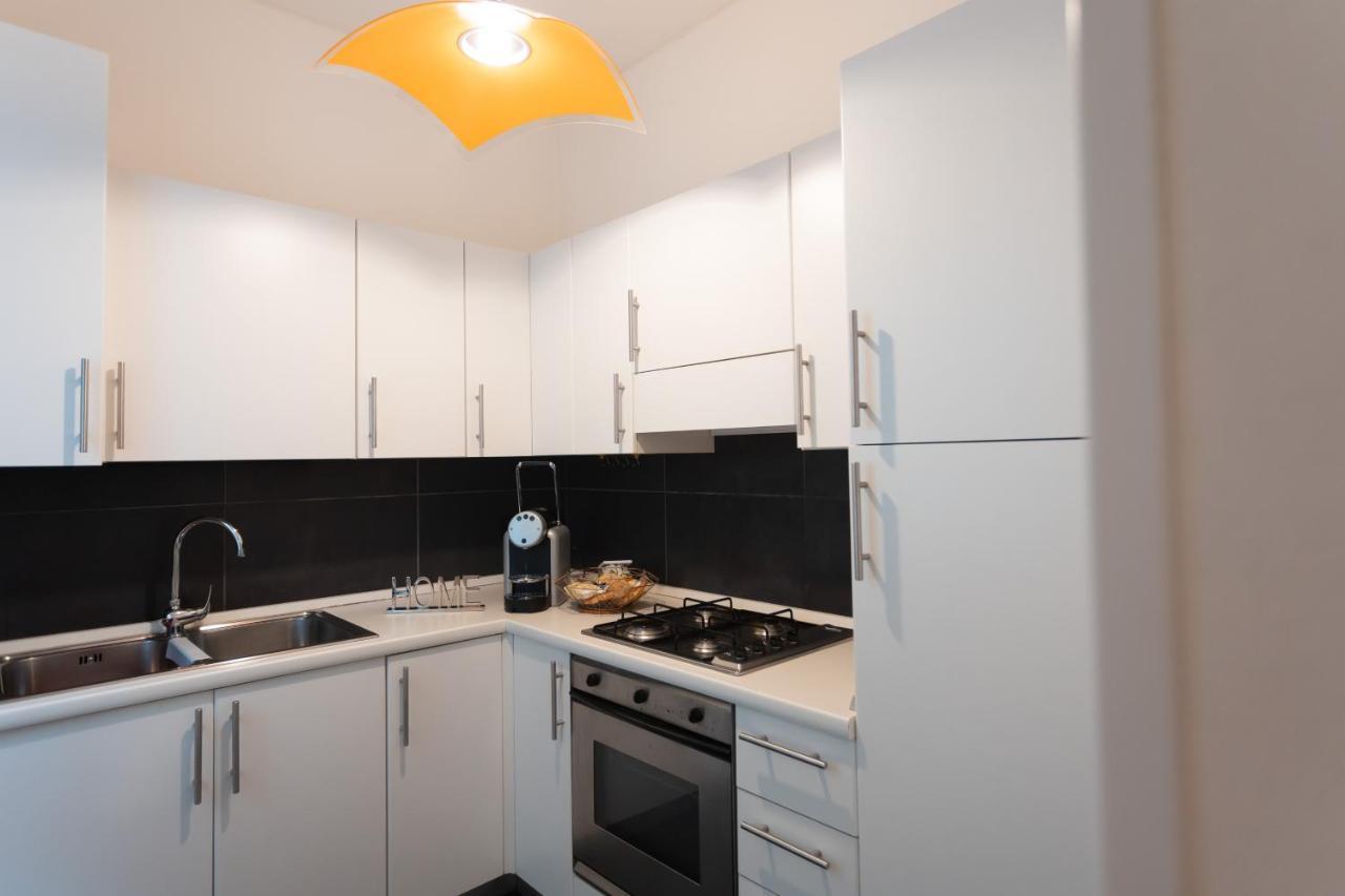 Ca Sottomarina Gli Appartamenti In Centro Apartsuite Bagian luar foto
